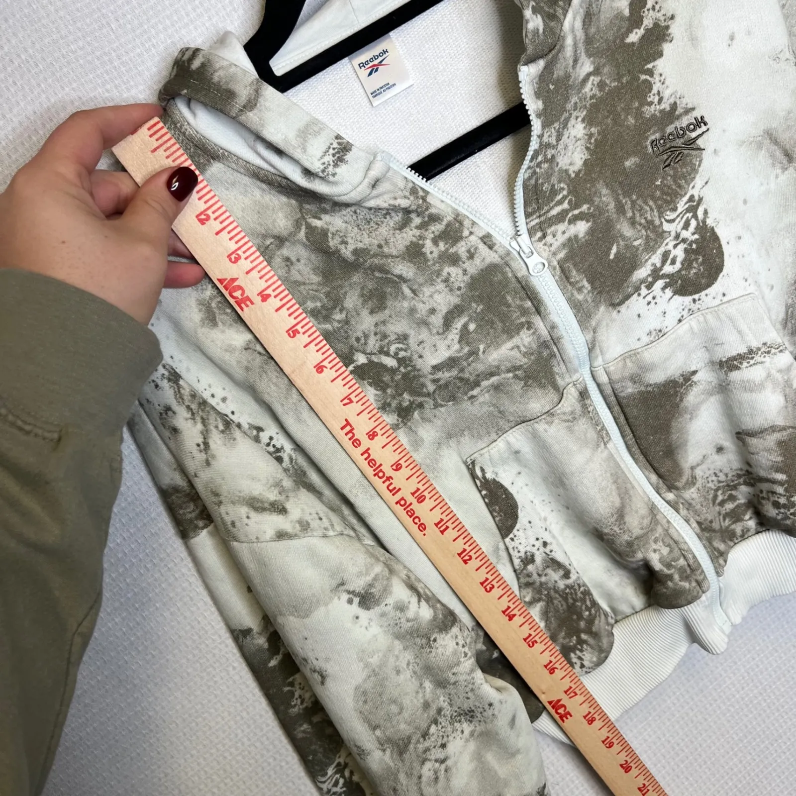 Reebok Tie Dye Cropped Zip Up Hoodie Athletic Women's Size M - Image 6