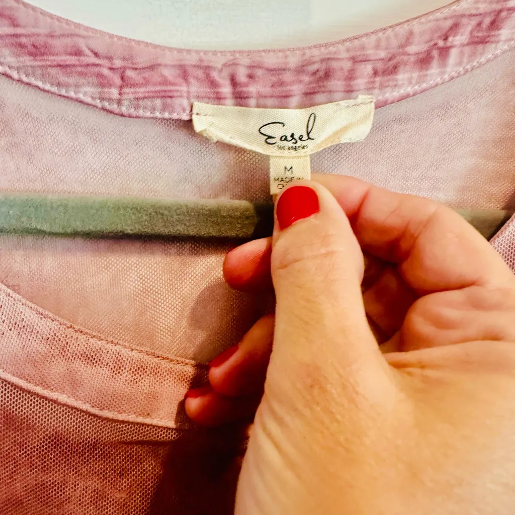 Easel Mauve Pleated Blouse with Lace Accents - Image 3