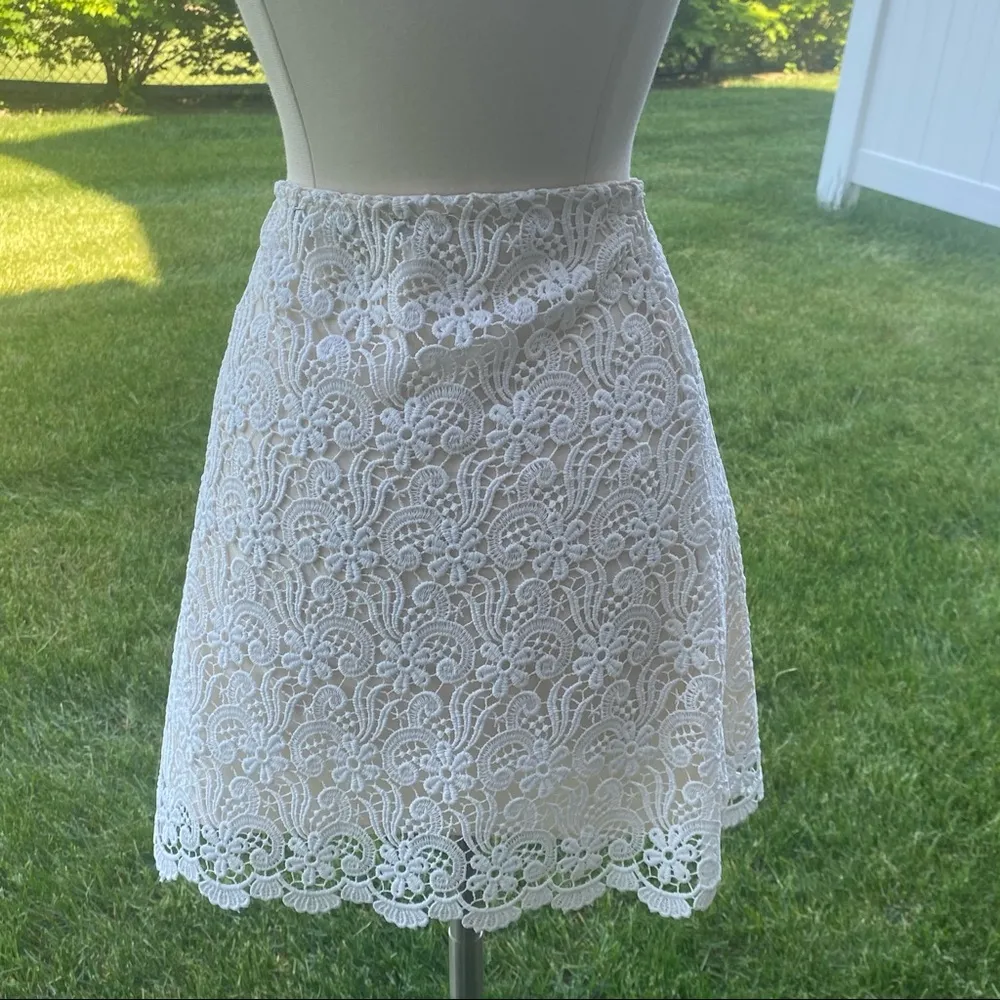 Zara Ivory Lace Scalloped Hem Lined Mini Skirt - Image 3