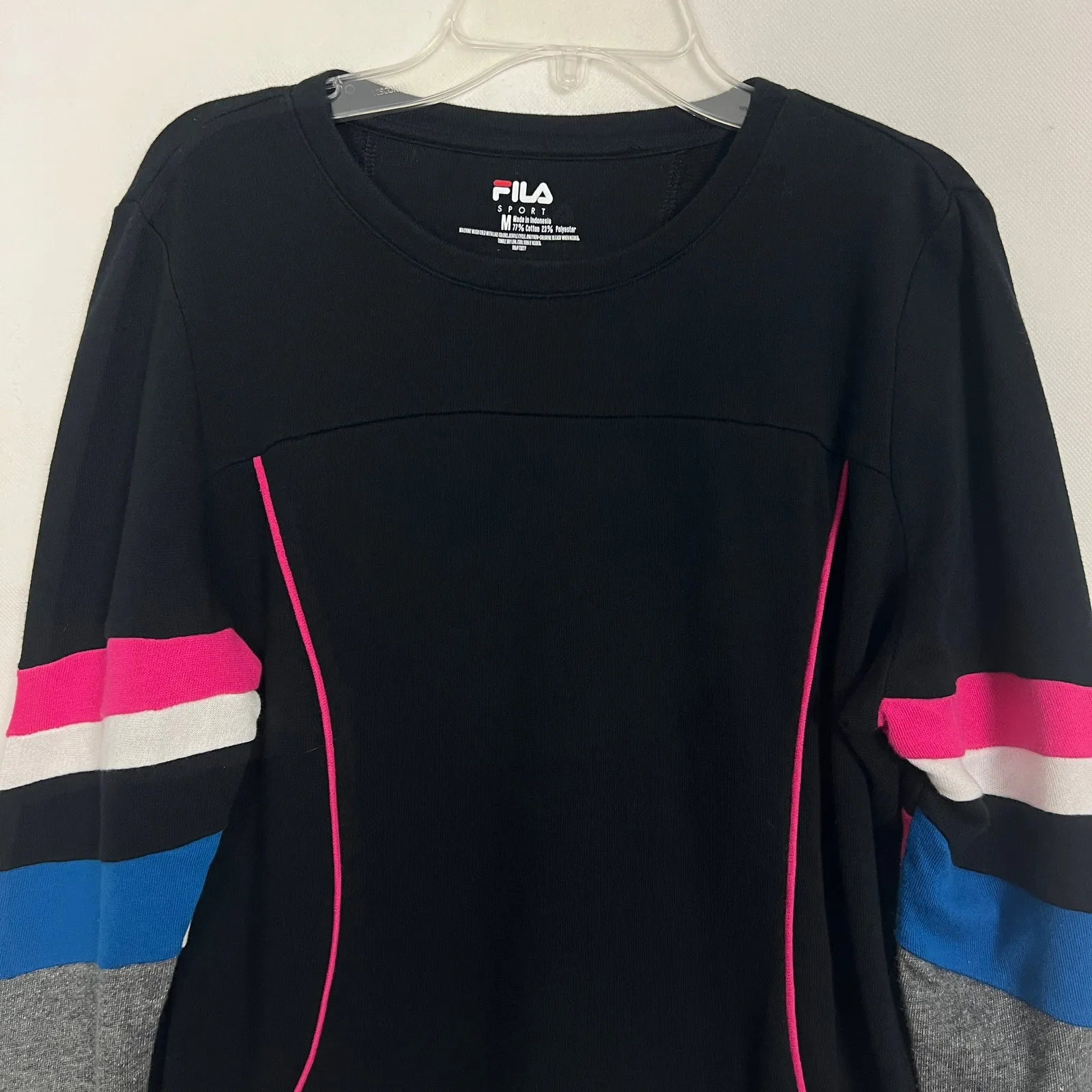 FILA Women's Athletic Pullover Sweatshirt Size Medium - Image 3