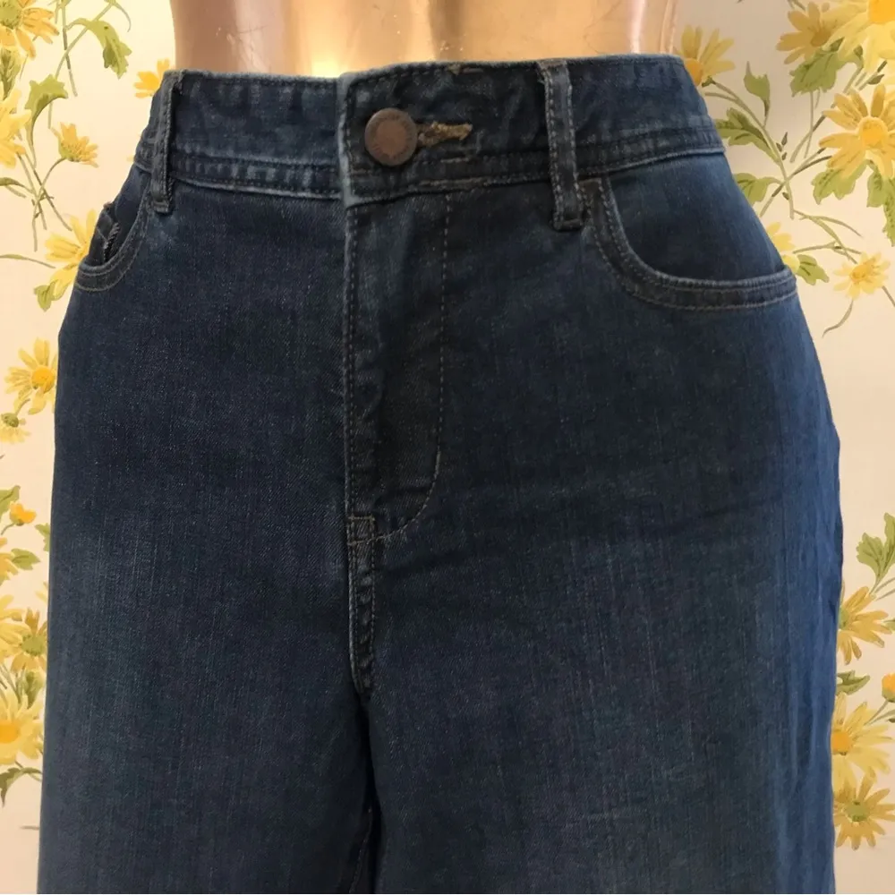 Coldwater creek natural fit boot cut jeans size 6 - Image 6