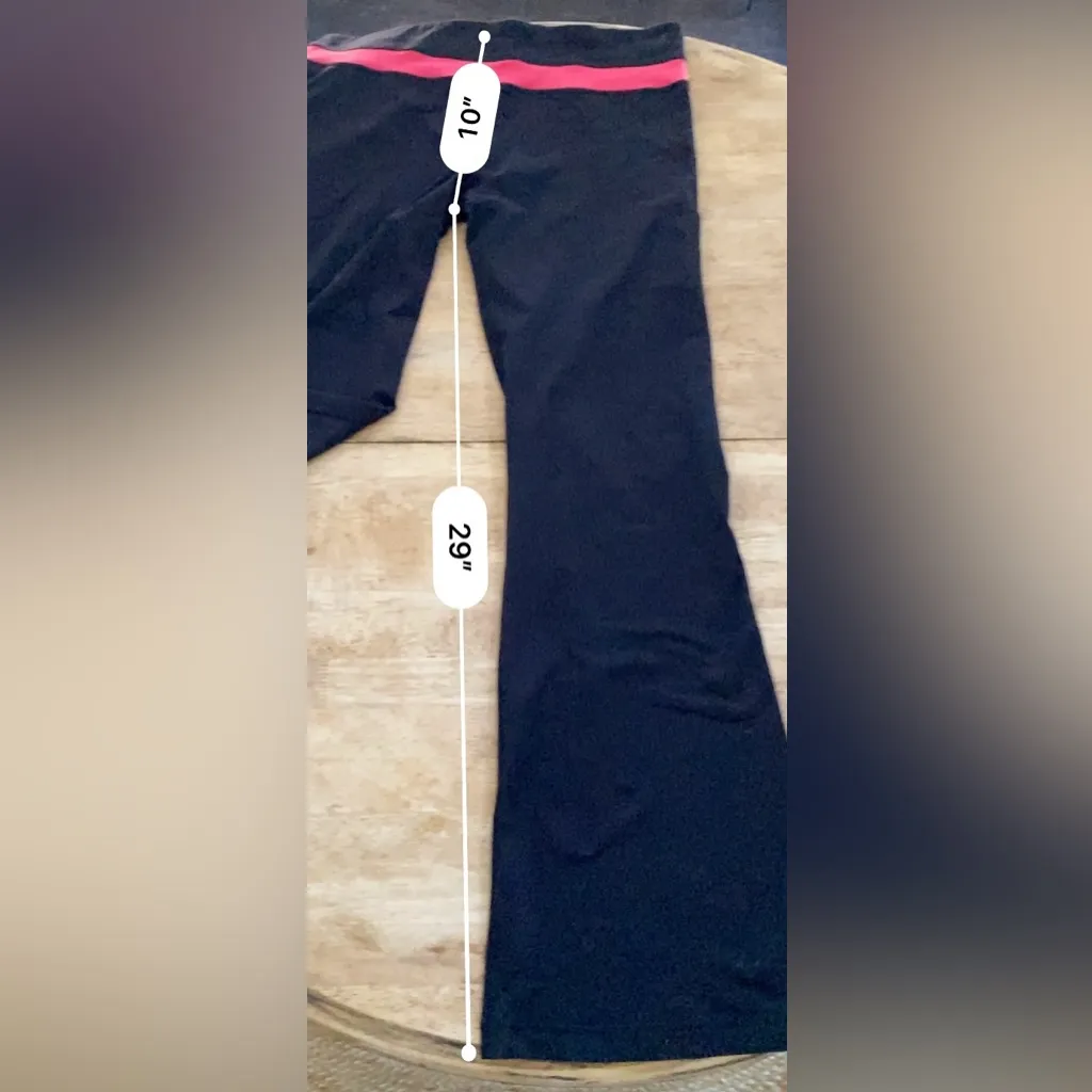 Lululemon Women’s Sz‎ 12 Groove Pant in Black/Bloom Juice - Image 12