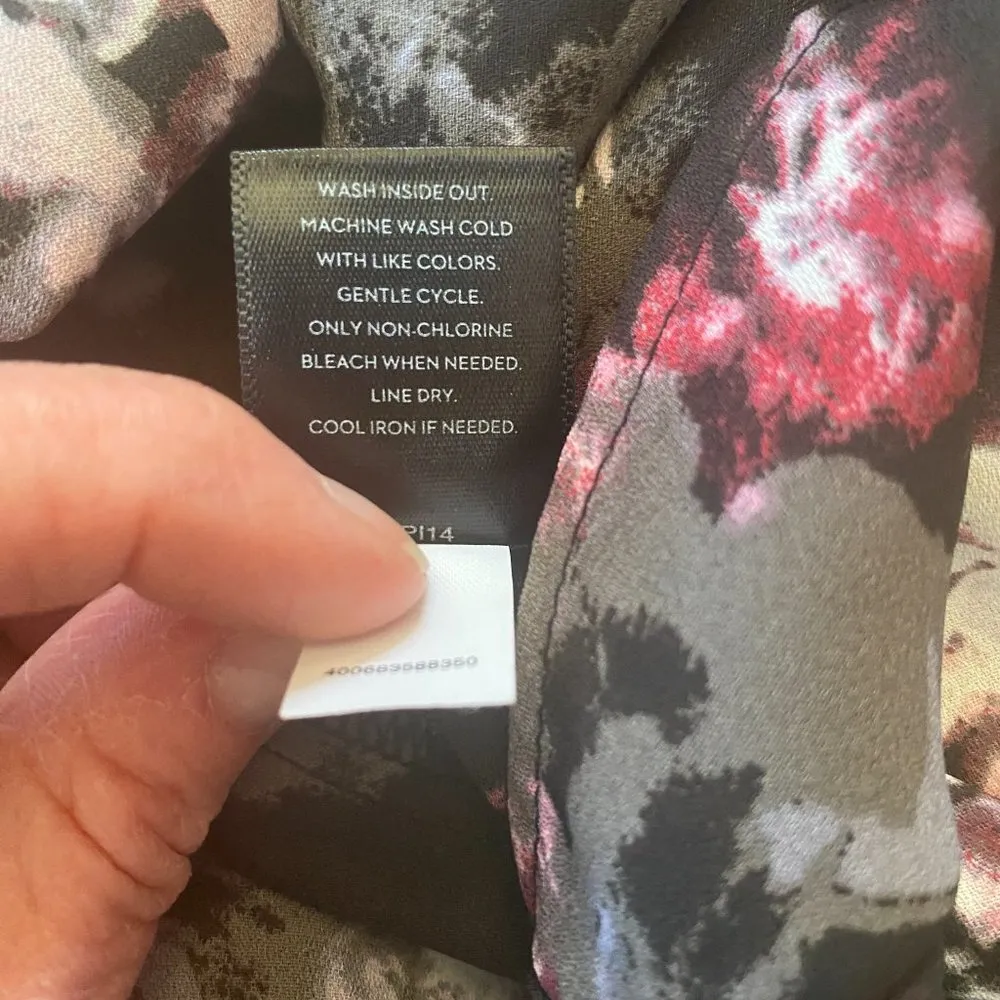 Simply Vera women's black floral sheer long sleeve collared button down blouse - Image 13