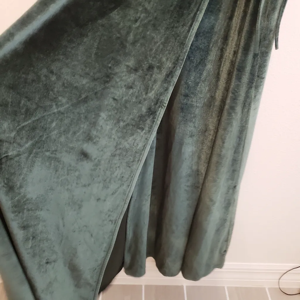 Baltic Born Meghan Velvet Wrap Maxi Dress New Without Tags - Image 6