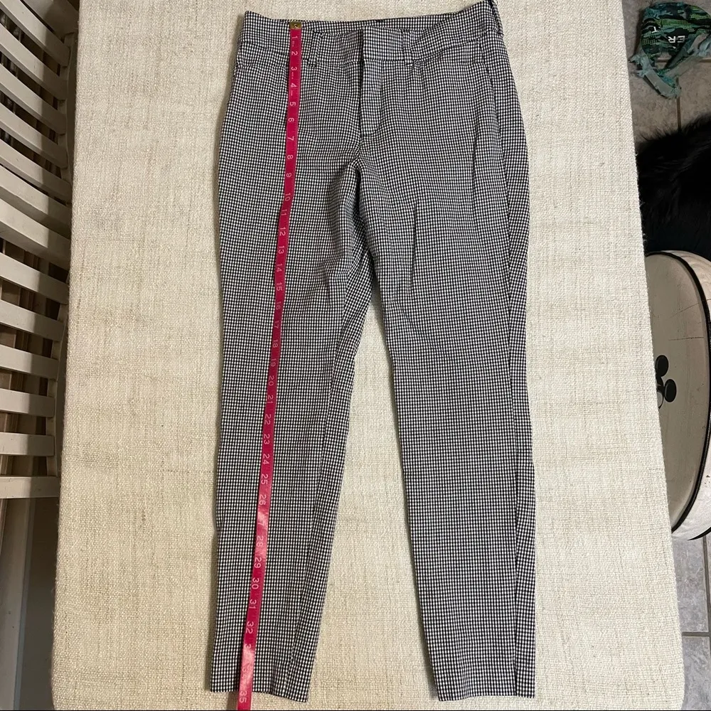 Old Navy High Waist Pixie Ankle Pants - Image 12