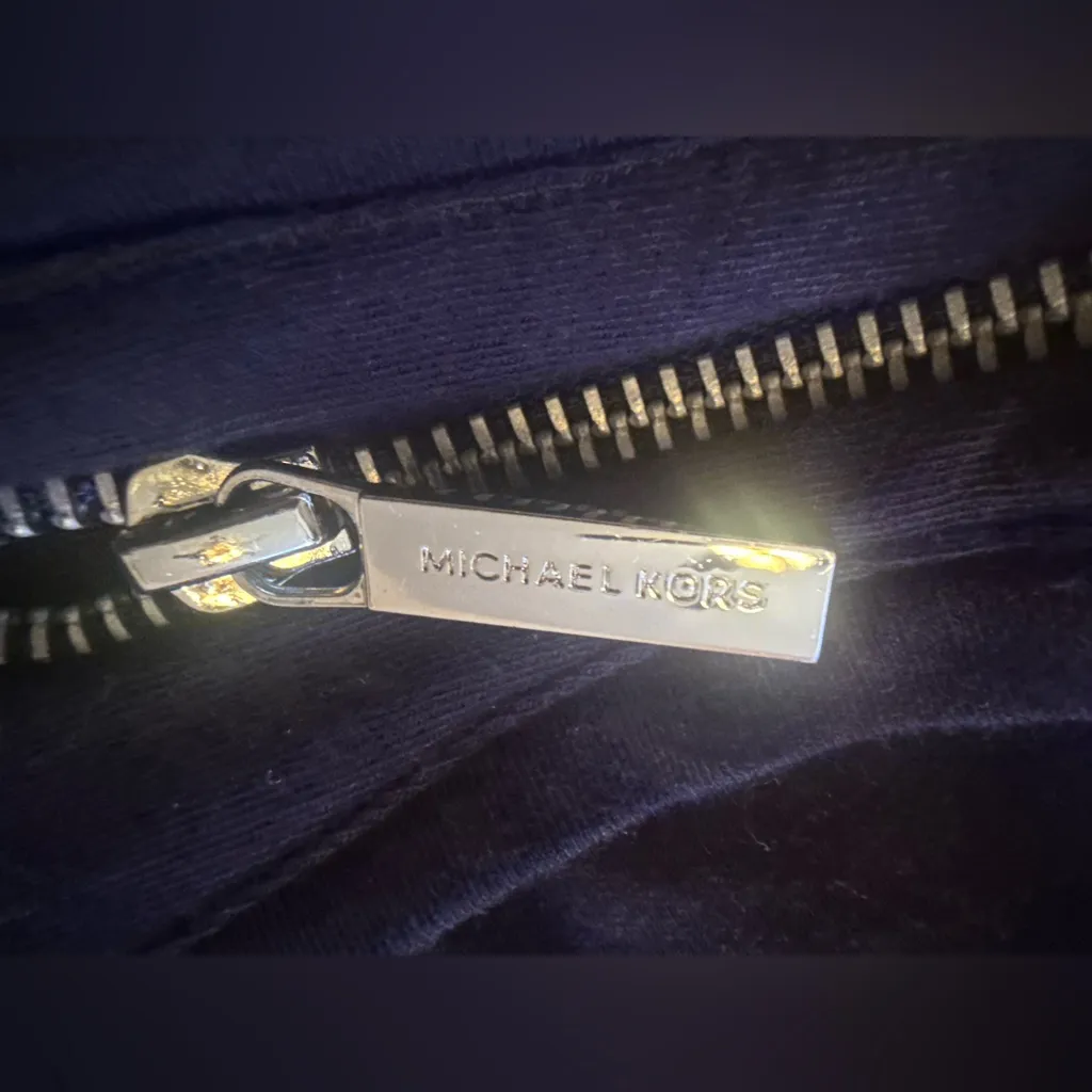 Michael Kors sexy sleeveless zipper Black top maternity Check the measurements Size undefined - Image 3