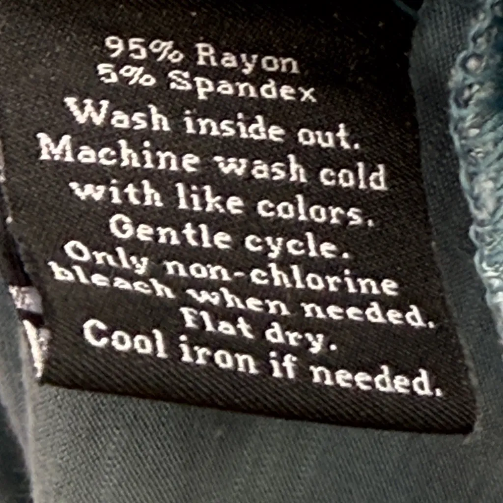 Rock & Republic short sleeved top with a tie knot detail Womens Large - Image 12