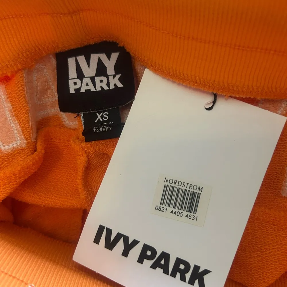 IVY PARK Orange Athletic Shorts Relaxed Fit - Image 6