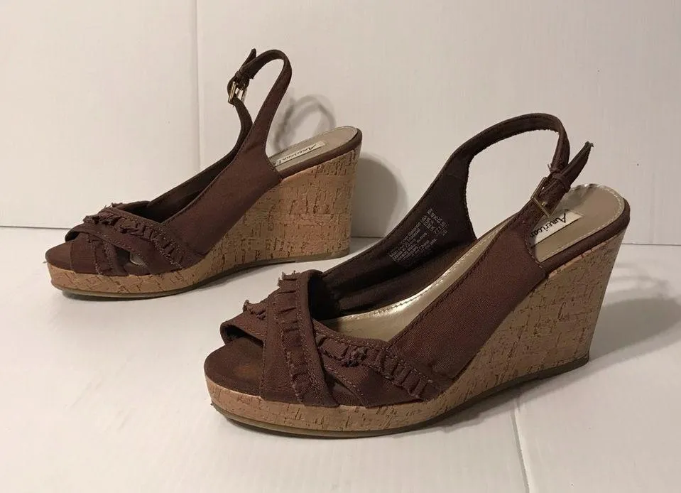 American Eagle wedge cork platform peep-toe sandals women size 8 W - Image 2