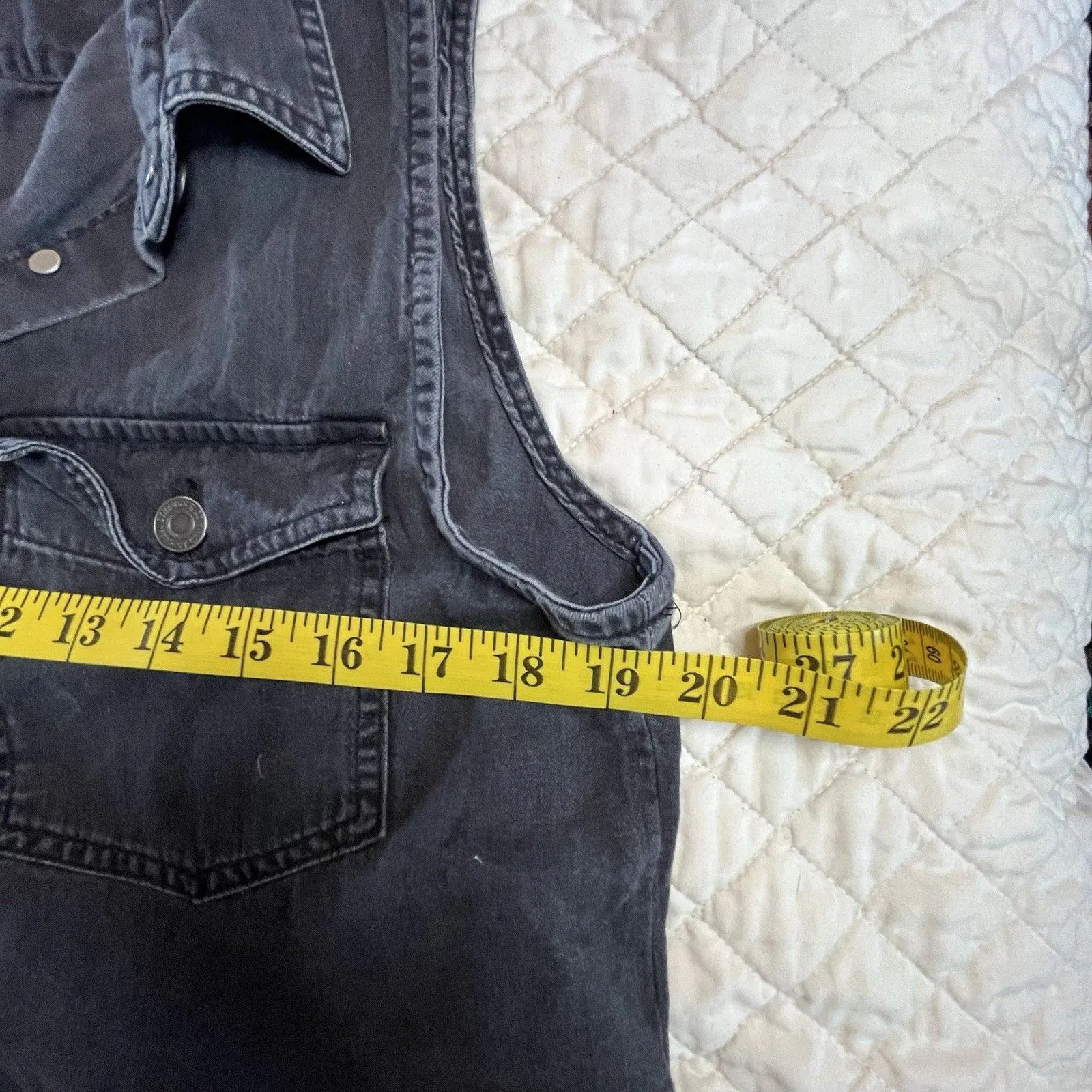 Levis Denim Best Medium Black Metal Button Up 90s Y2k Light Wash - Image 4