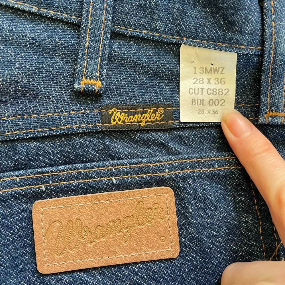 Deadstock vtg Wrangler denim 90s vintage jeans long inseam classic fit - Image 8