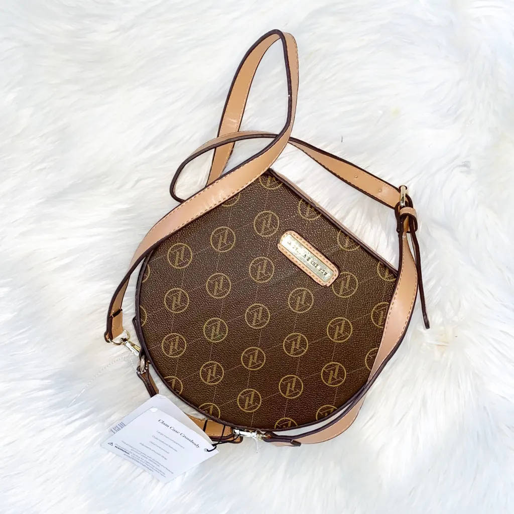 NWT Adrienne Vittadini Clam Case Crossbody Bag - Image 8