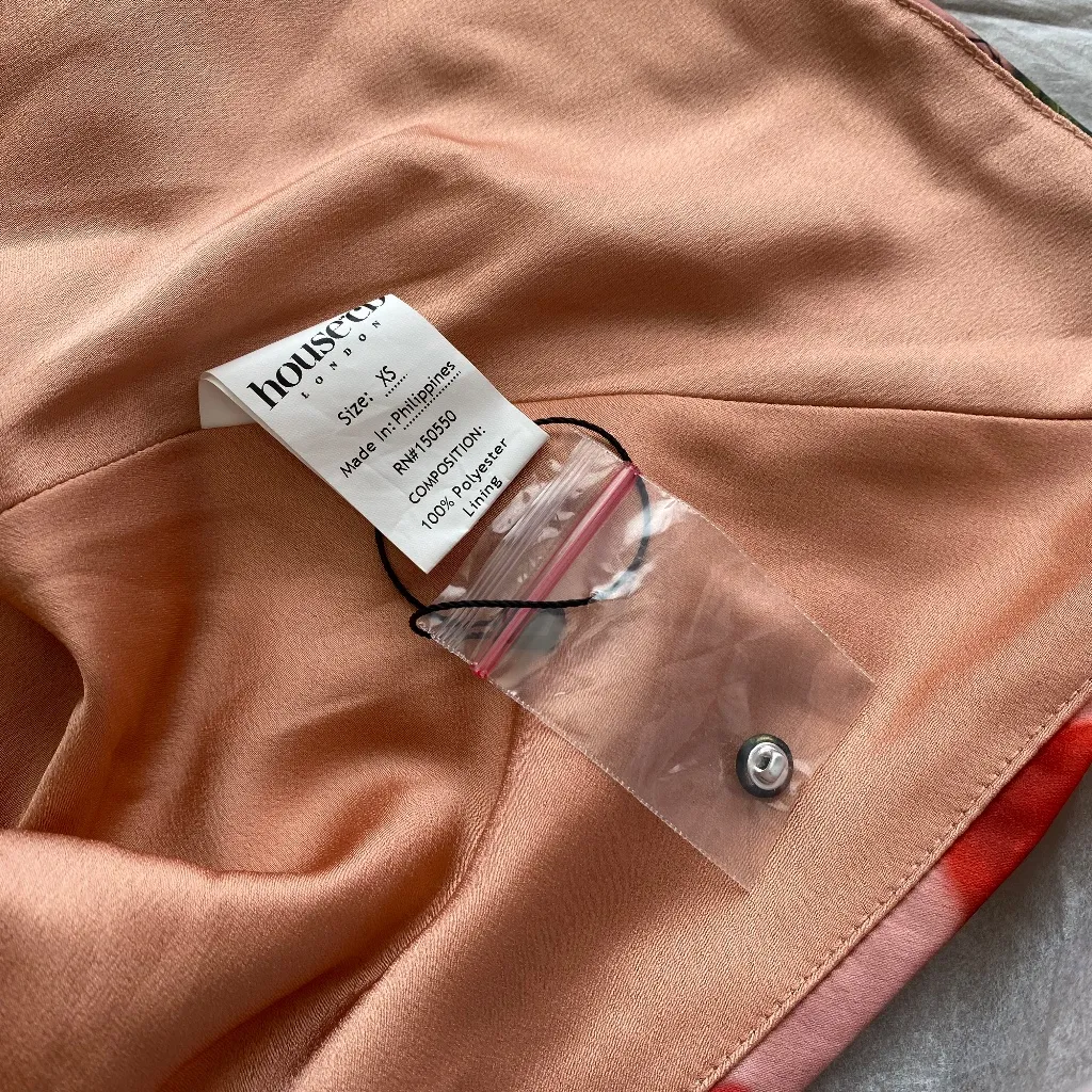 House of CB ‘Toira’ Satin Rose Print draped corset mini dress NWOT‎ size XS - Image 12