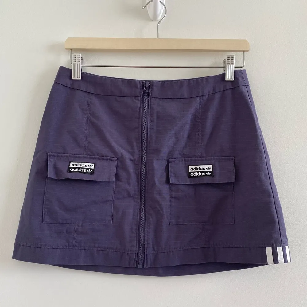 Adidas Purple Reveal Your Voice Ripstop Zip-Front Mini Skirt Size Small - Image 4