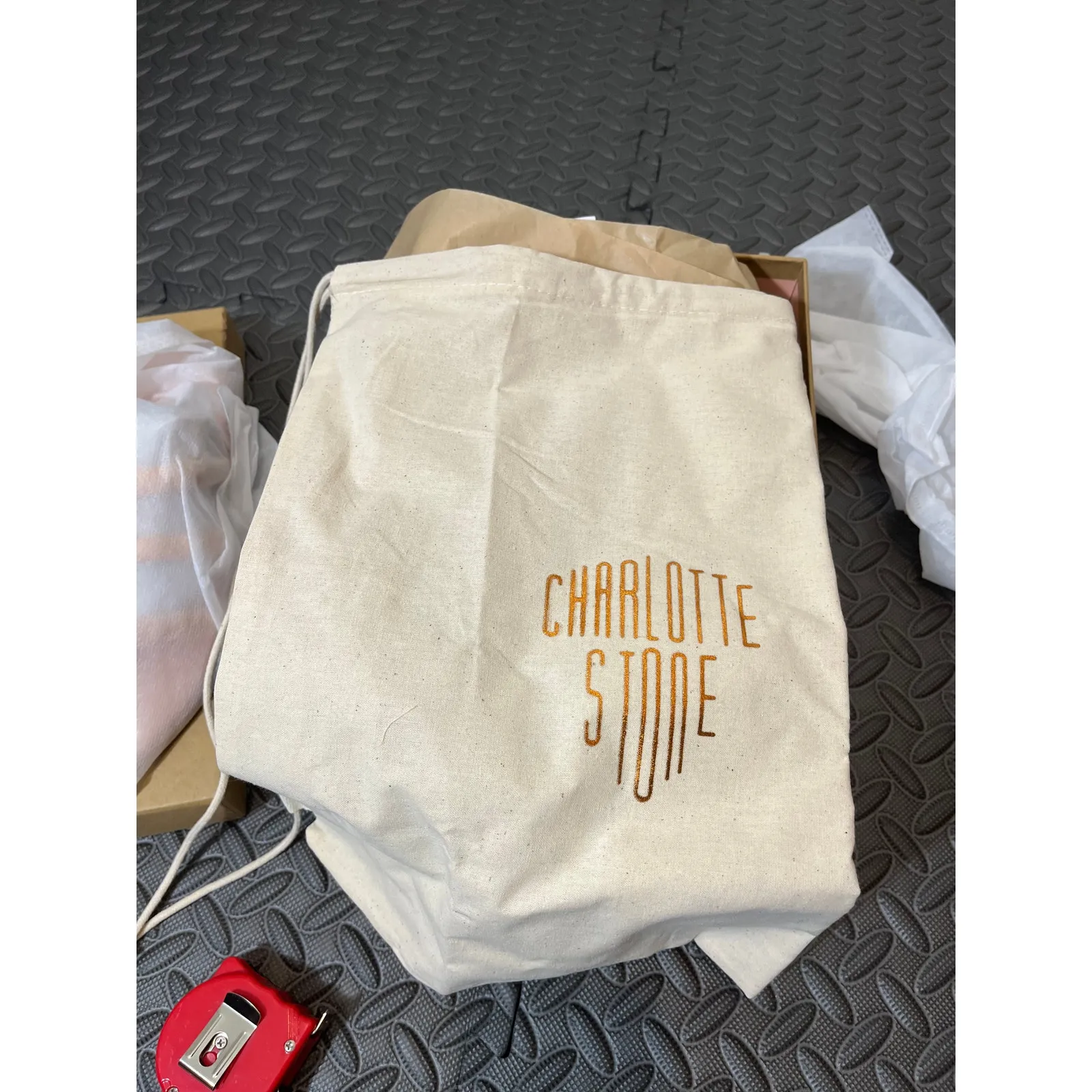 NEW Charlotte‎ Stone Bruna Sandals Peche Color Womens Size 5 - Image 4