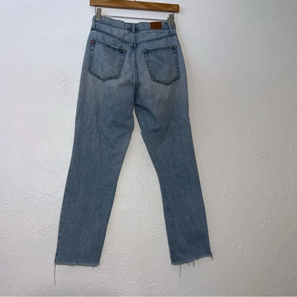 BDG Slim Straight Distressed Raw Hem Light Wash Button Fly Cropped Jeans sZ 25 - Image 2