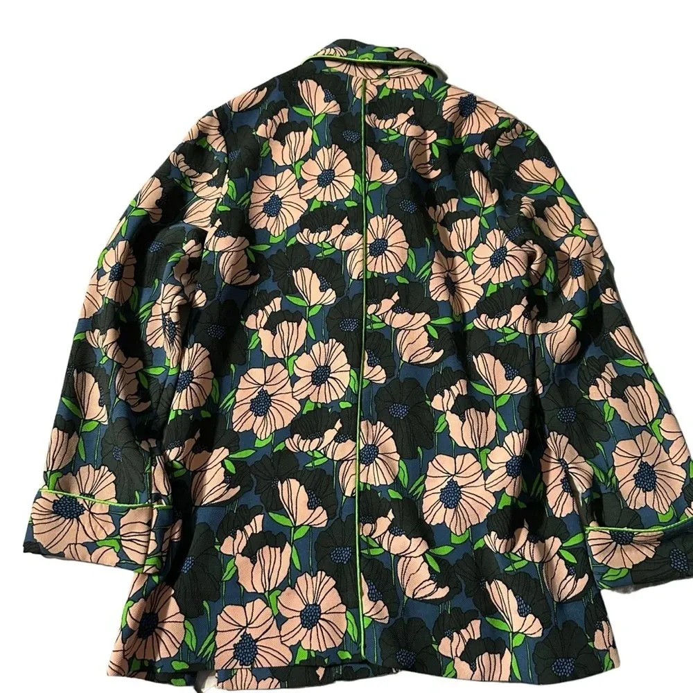 H&M women's size 2 retro long sleeve button down floral print shirt - Image 2