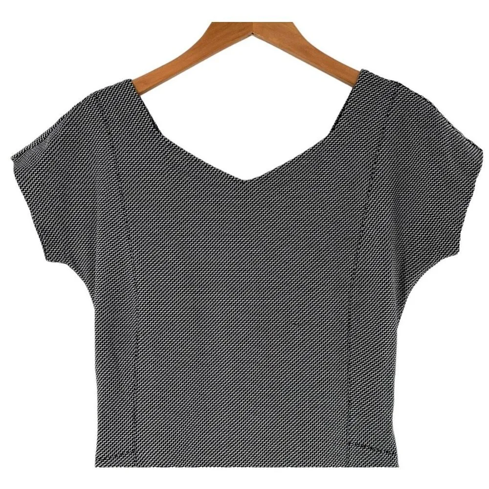 MAX MARA Black and White Knit Cap Sleeve V-Neck Sheath Dress Size 44/10 - Image 2