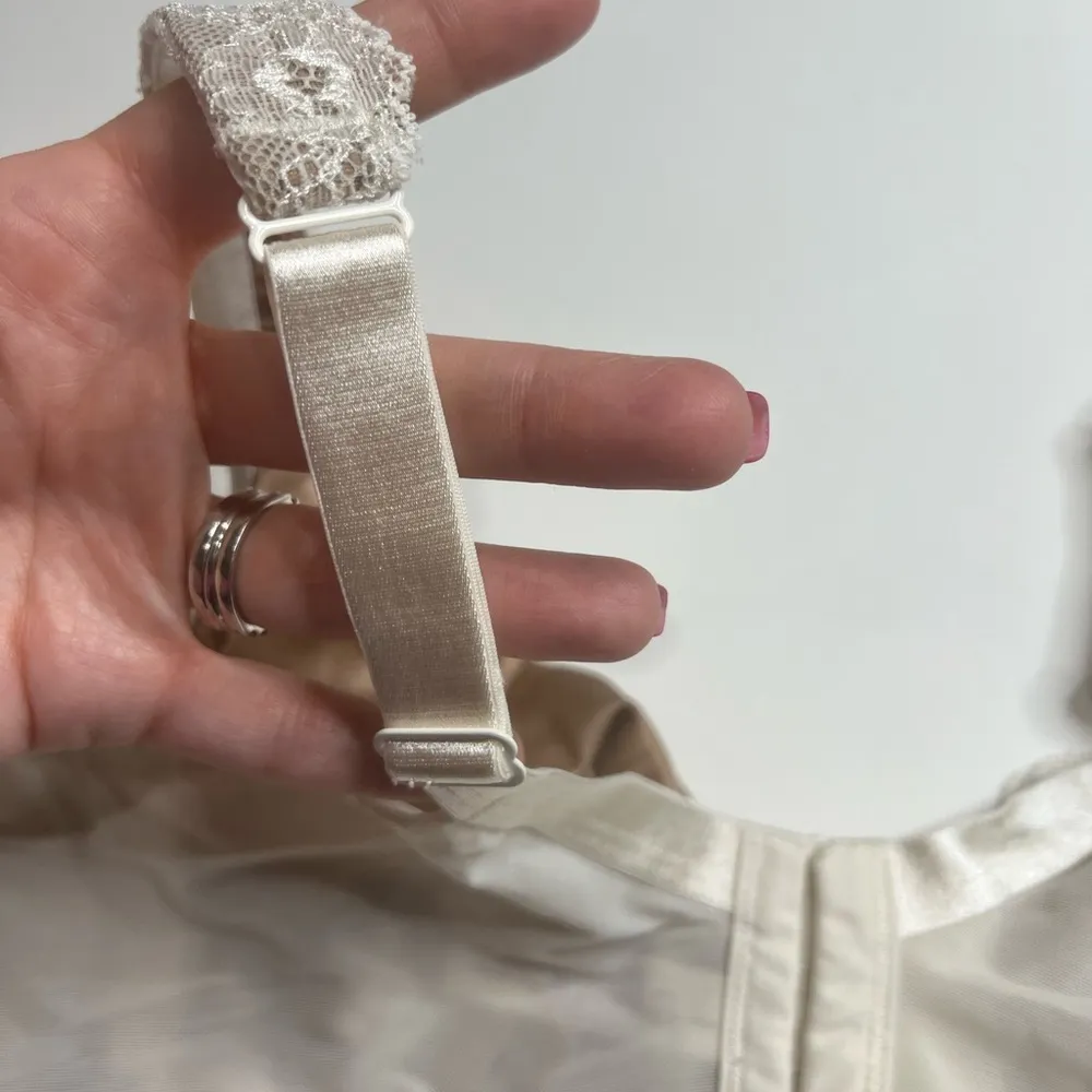 Cacique Lane Bryant  bra 40DDD - Image 6