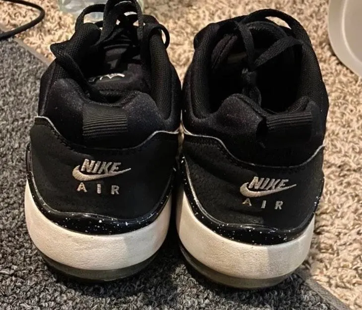 Air Max Sneakers - Image 4