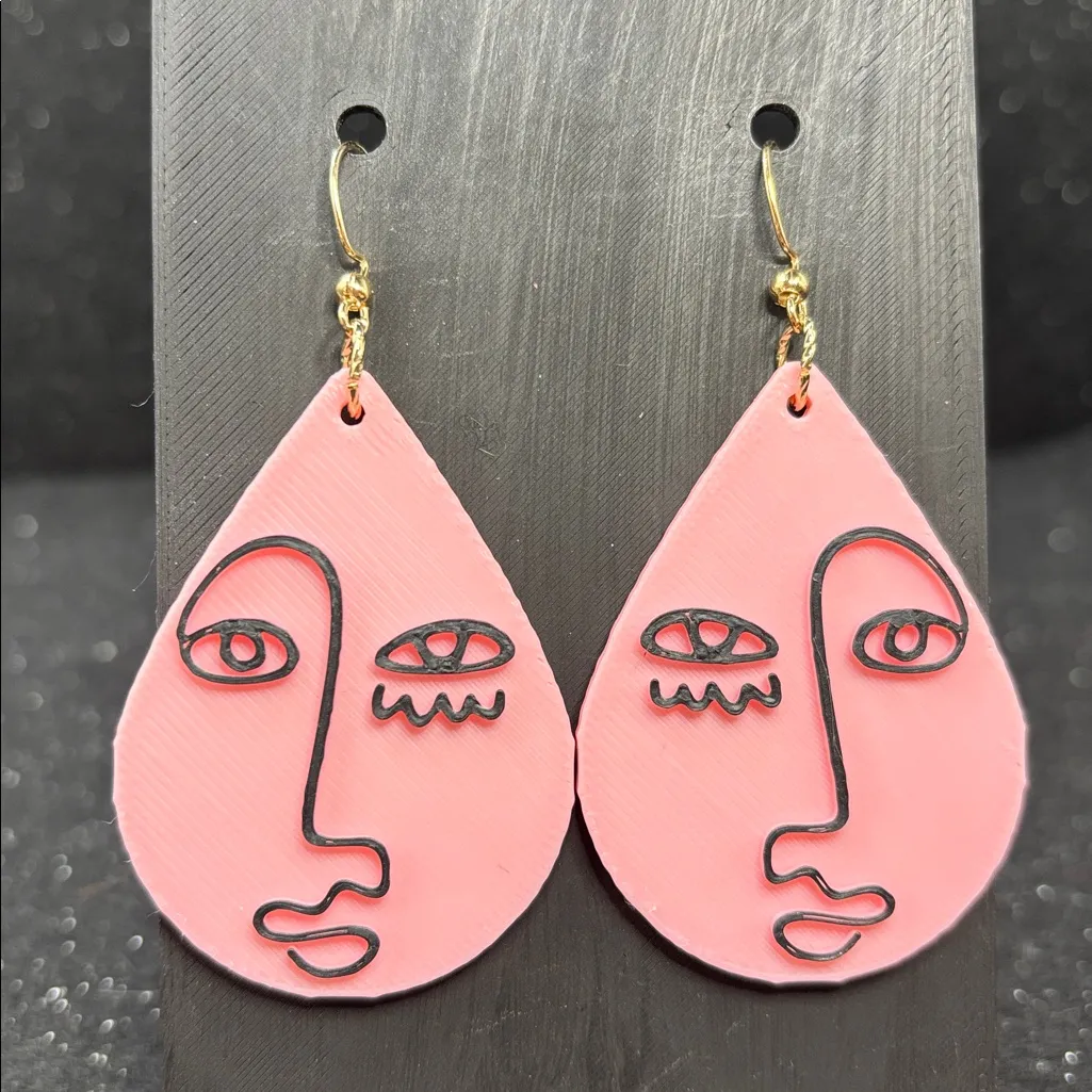 🎨✨ Abstract Picasso Teardrop Earrings | Gold Tone Accents 💛 Pink - Image 4