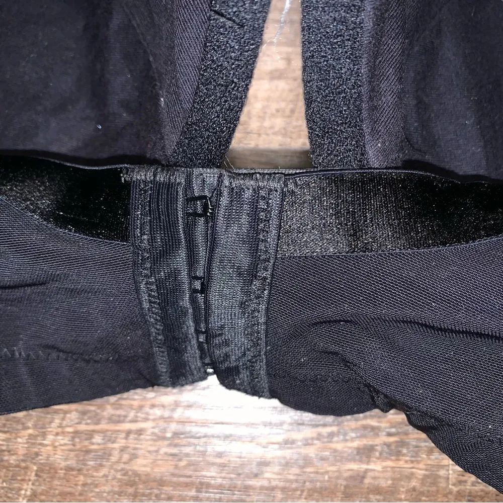 Cacique  44F(44DDD) Lace Bra - Image 6