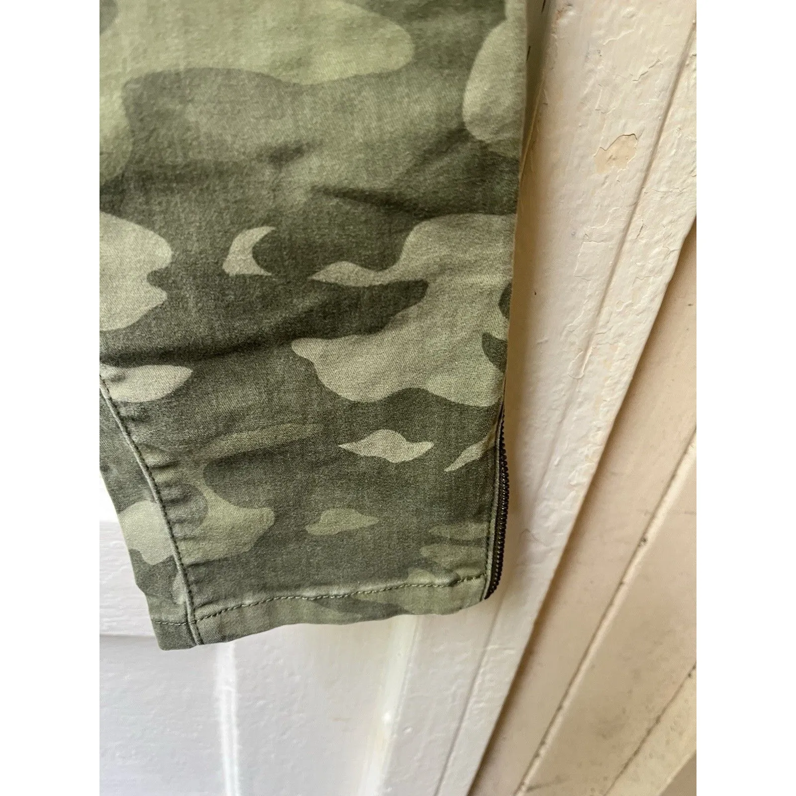 Banana Republic Heritage Skinny Jeans 25 Ankle Zip Stretch camo urban hiphop - Image 14