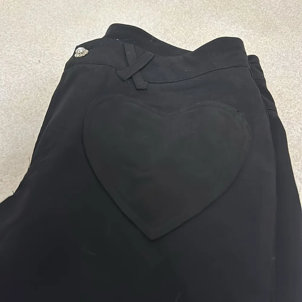 Rich Fashion Heart Pocket Pants Black Size 2 - Image 6