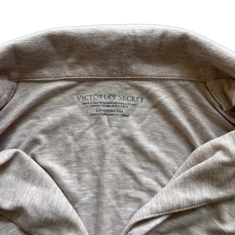 Women's Victoria's Secret Pink Button Down night Shirt S - Image 3