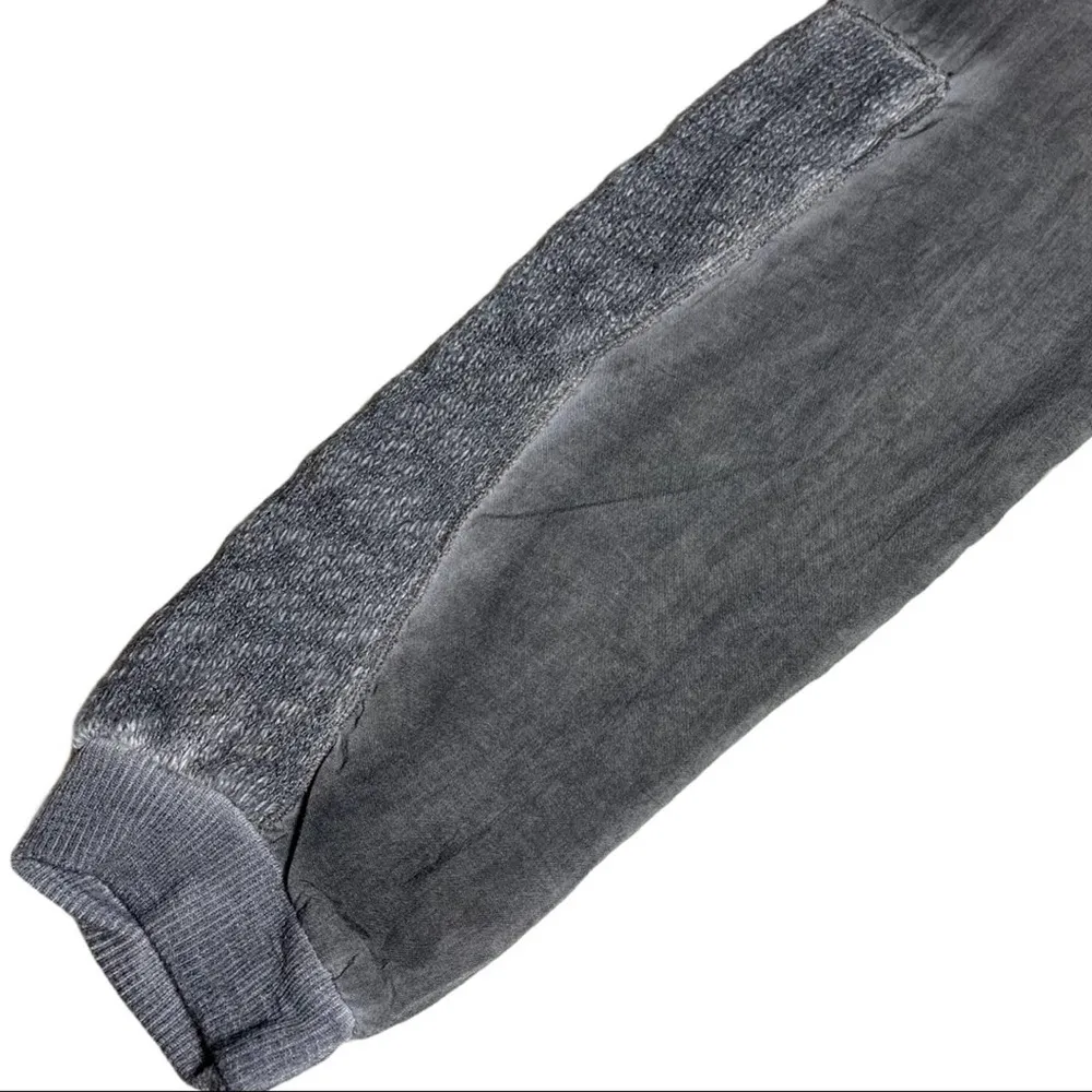 Tina + Jo grey mixed media long sleeve top medium - Image 27