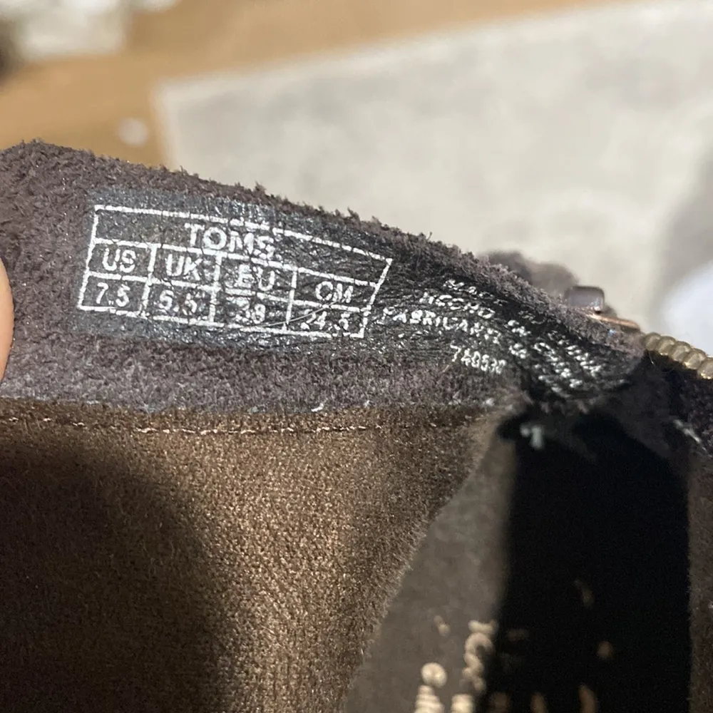 Toms ankle boots booties yarn embellished boho 7.5 l brown‎ leather suede Leila - Image 8