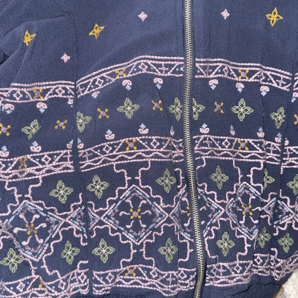 Knox Rose Stitched sweater - Image 4