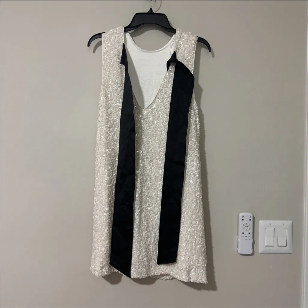 Petal & Pup Kezie Sequin Mini Dress Size S - Image 7