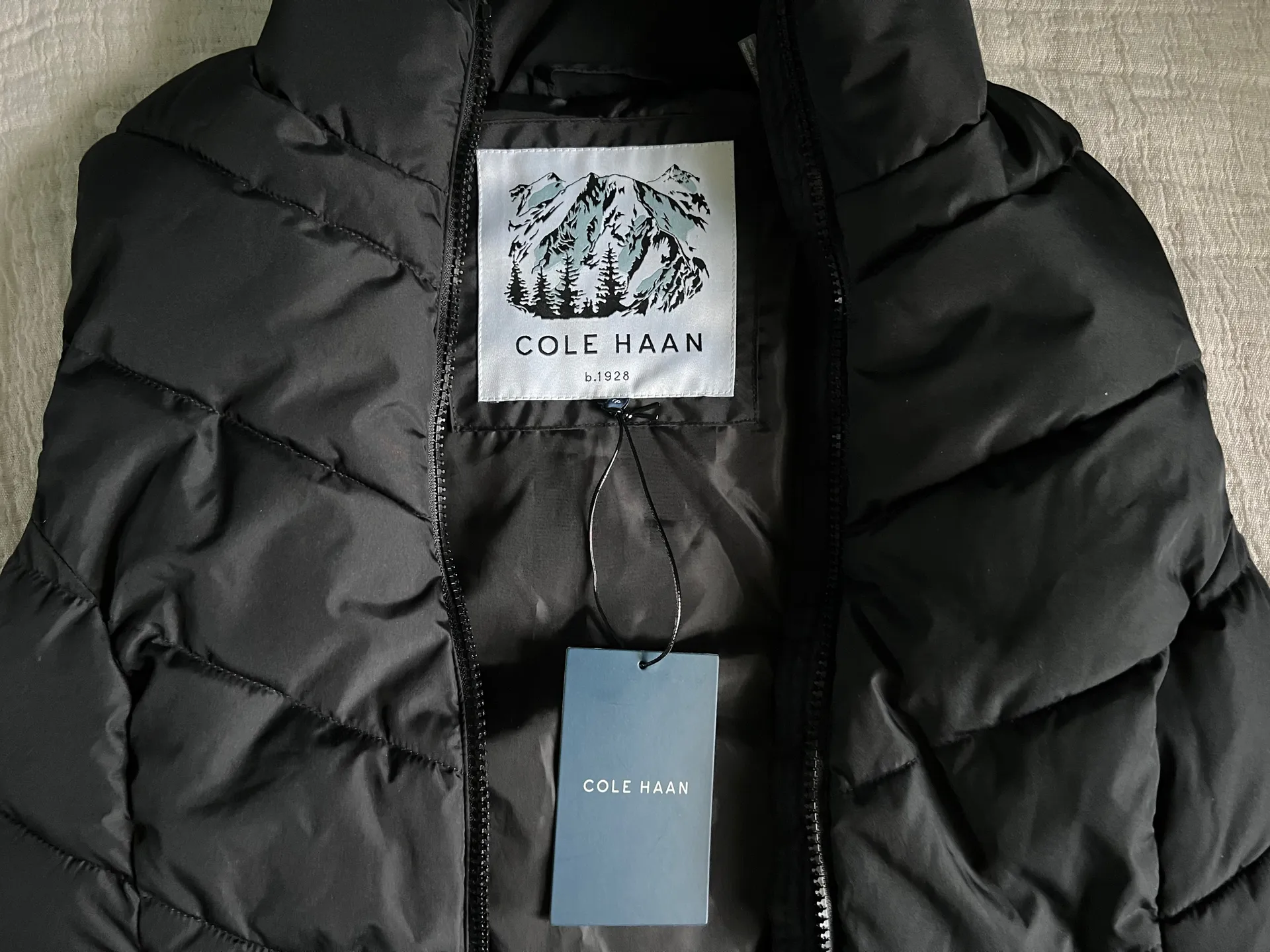 Black Puffer Vest - Image 2