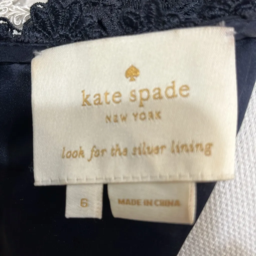 🎉Host Pick X2🎉 Kate Spade ♠️ navy blue lace shift dress. - Image 4