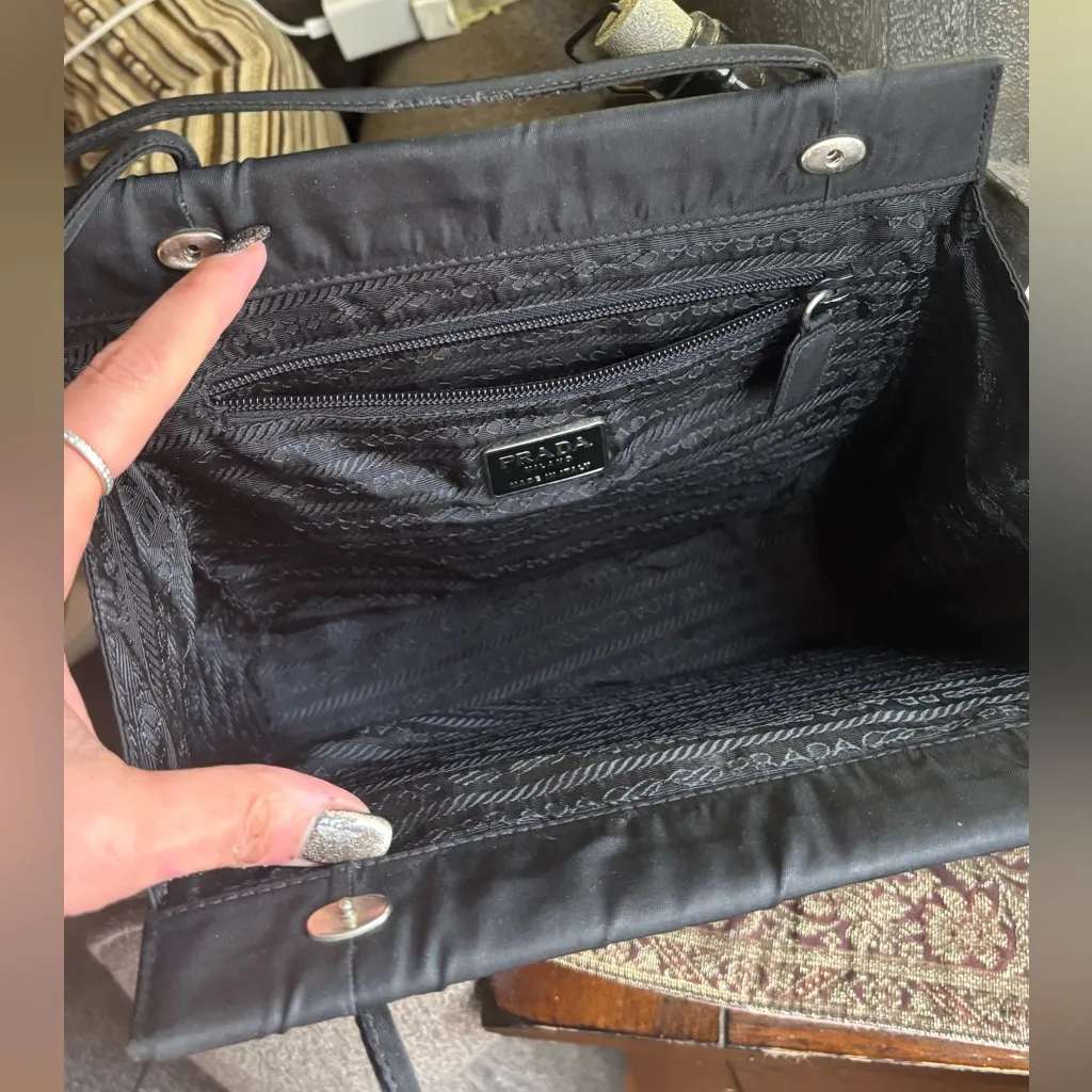 RARE🔥AUTHENTIC PRADA NYLON Logo Satchel/Shoulder/ Nylon/leather wallet - Image 12