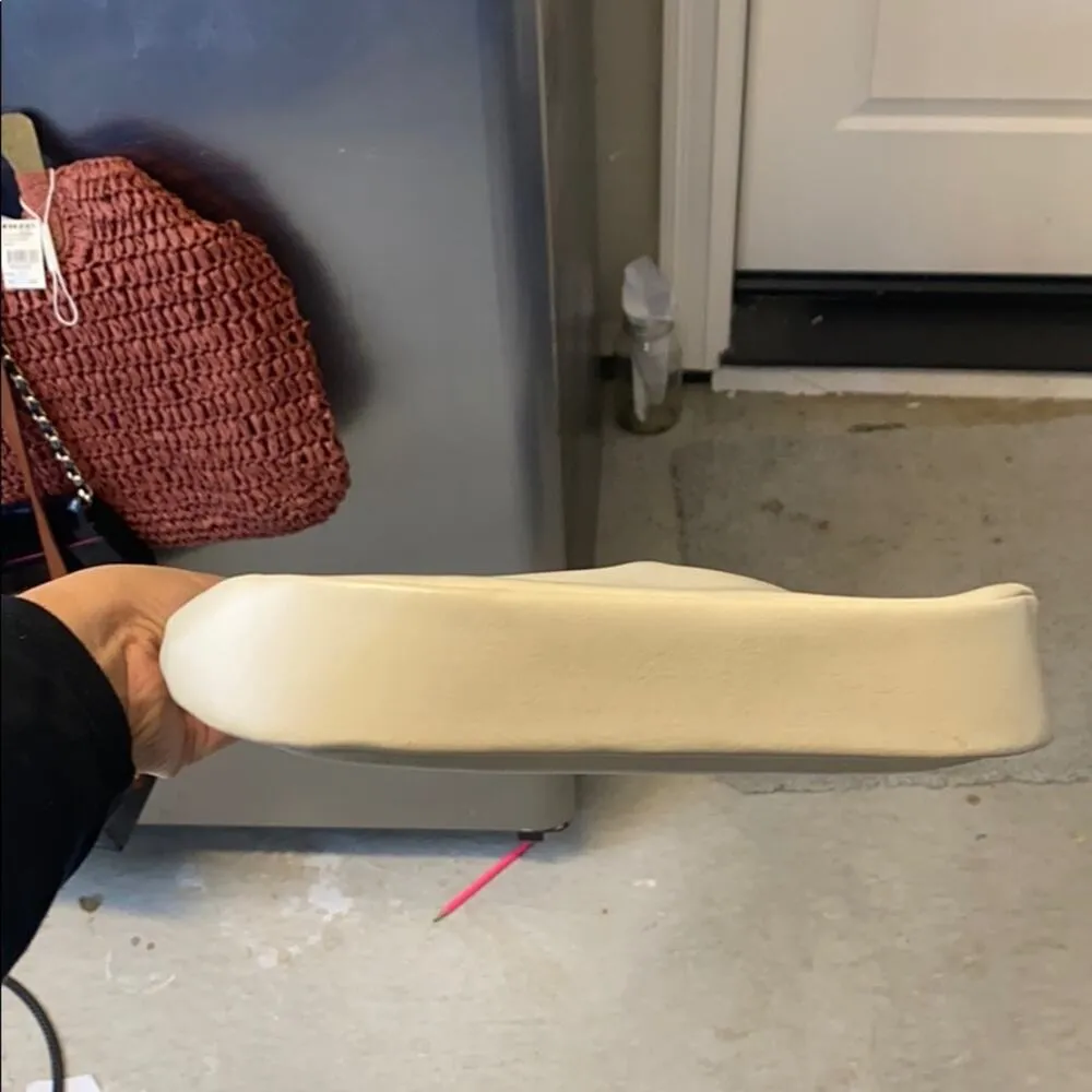 Vintage gold accents off white handbag granny core faux leather green interior - Image 6