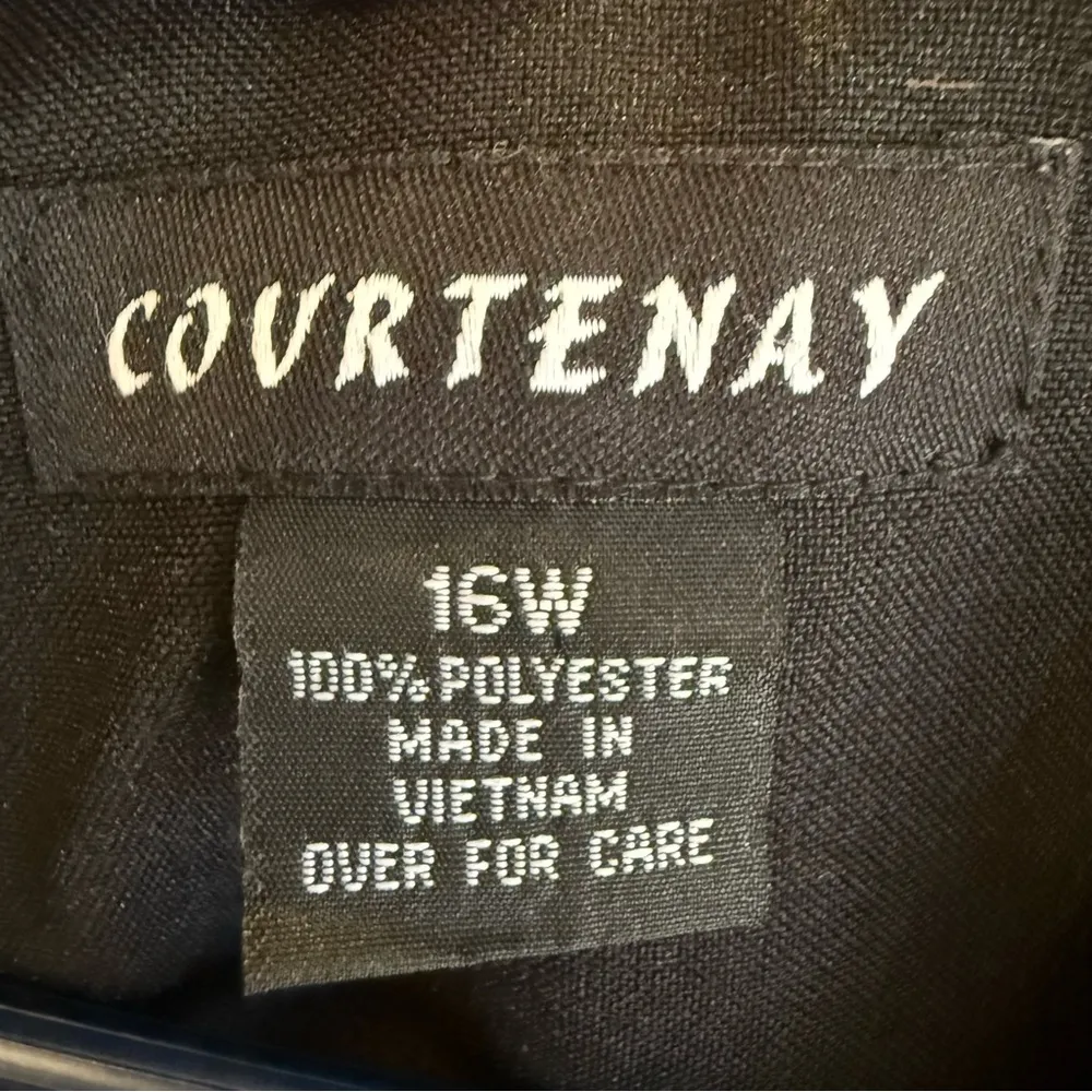 Courtenay Black and Brown Checkered Blazer for Fall Size 16W - Image 4