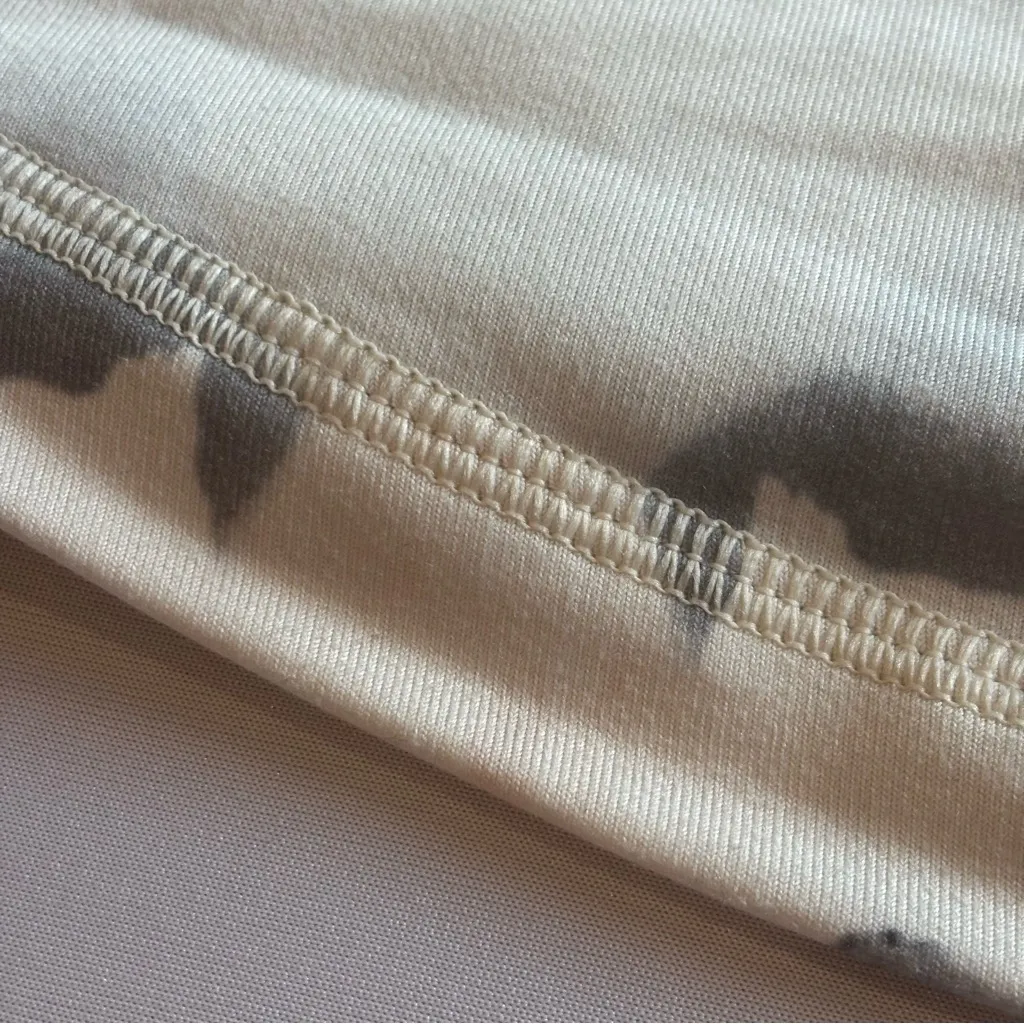 LULULEMON ATHLETICA Women’s Racerback Athletic Workout Top w/ Built In‎ Bra Sz 6 - Image 13