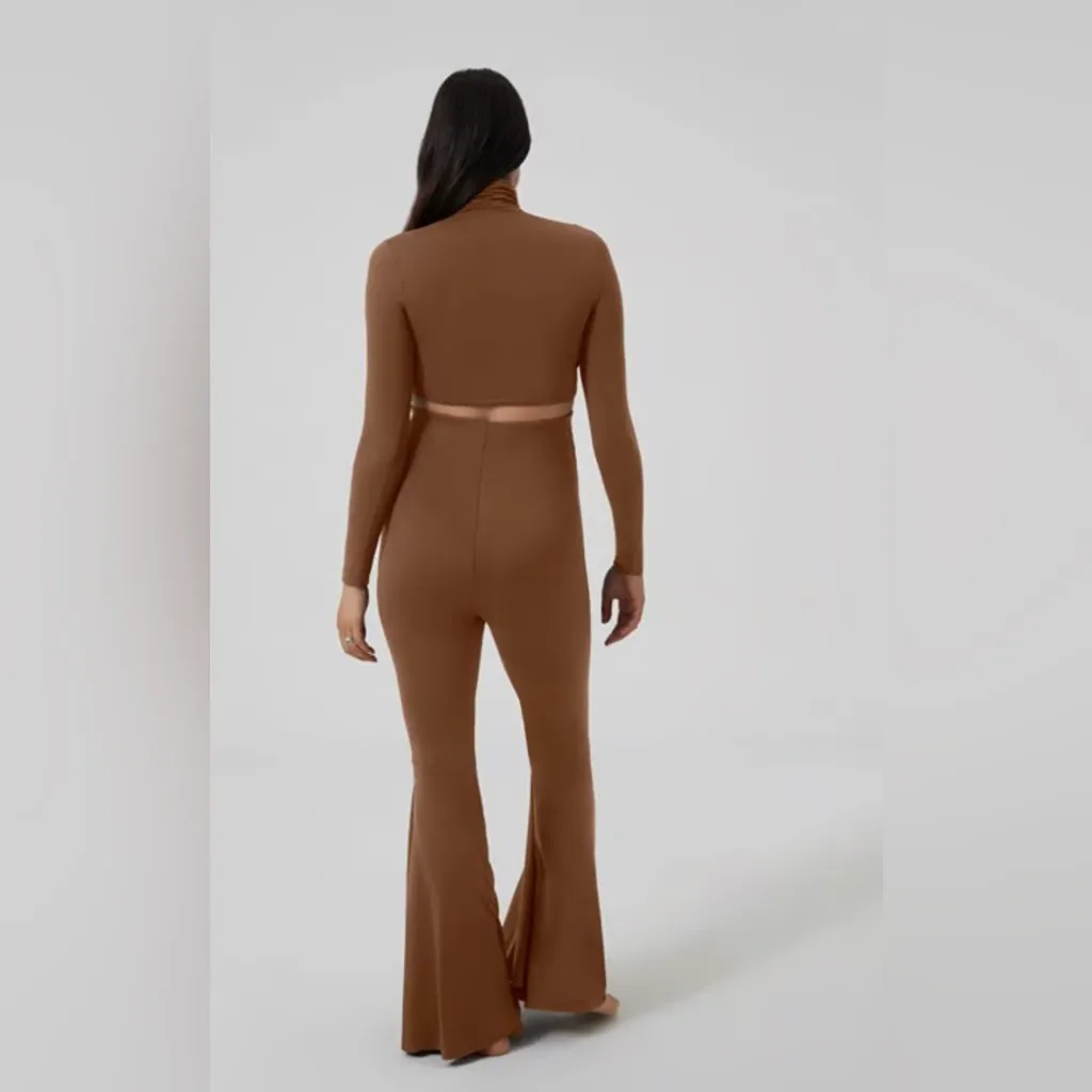 BUMPSUIT NWOT NICOLE FLARE PANT SIZE M Brown Size M - Image 2