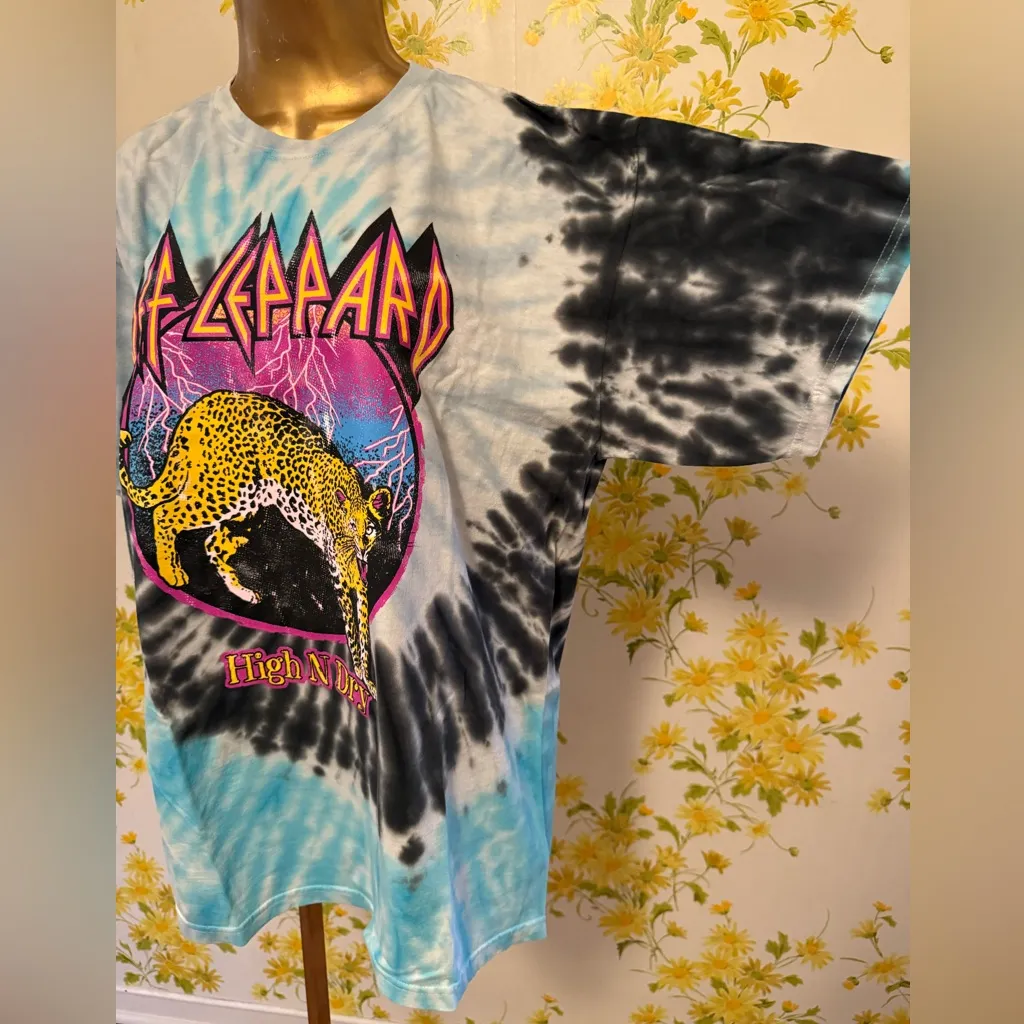 NWOT Def Leppard High N Dry Tie Dye metal rock Official T-Shirt dress size XL - Image 7