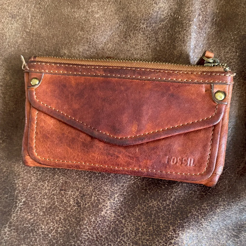 Fossil  Cognac Leather Zip Wallet - Image 3