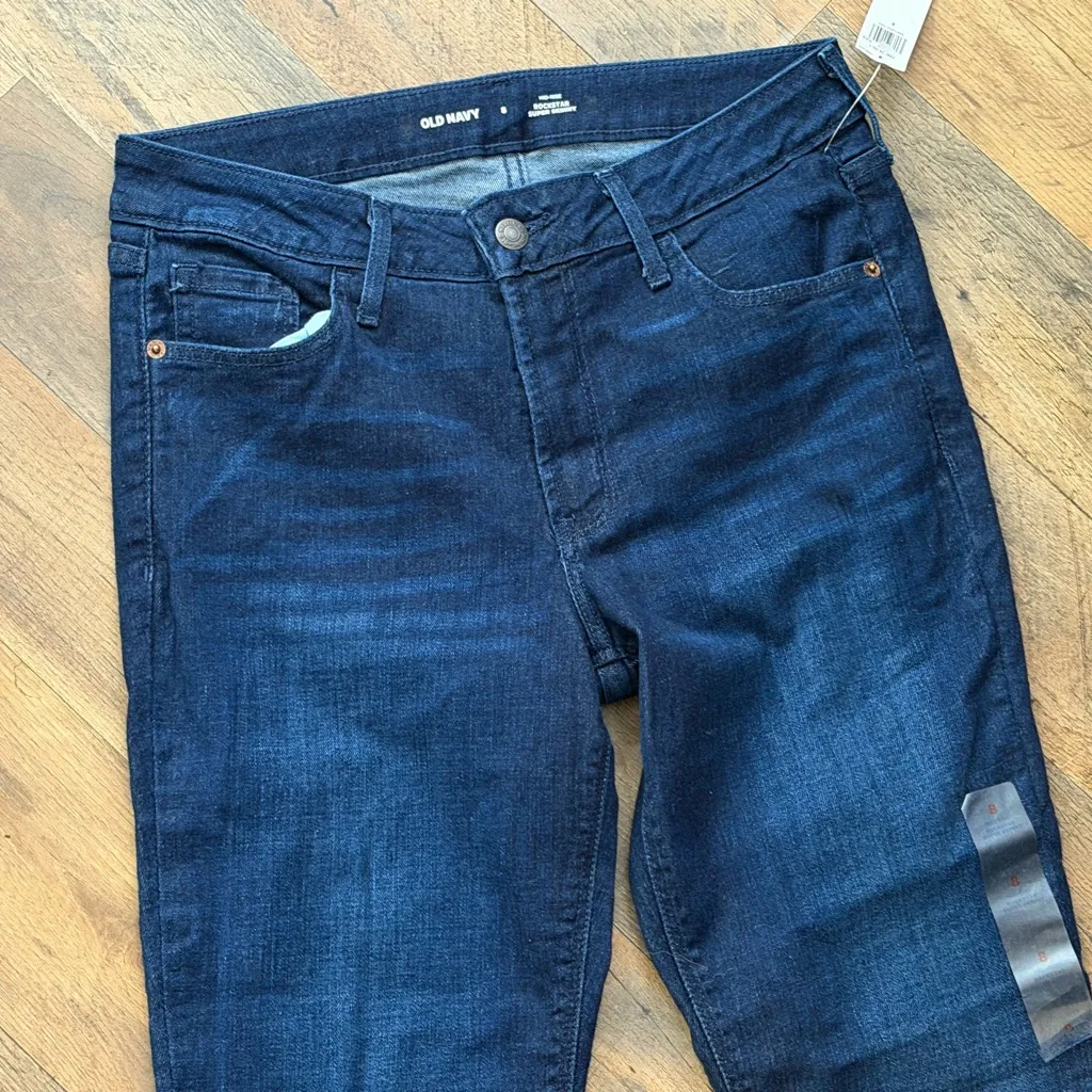 Old Navy Women's Dark Wash Rockstar Mid Rise Super Skinny Jeans Size 8 NWT 30 in - Image 2