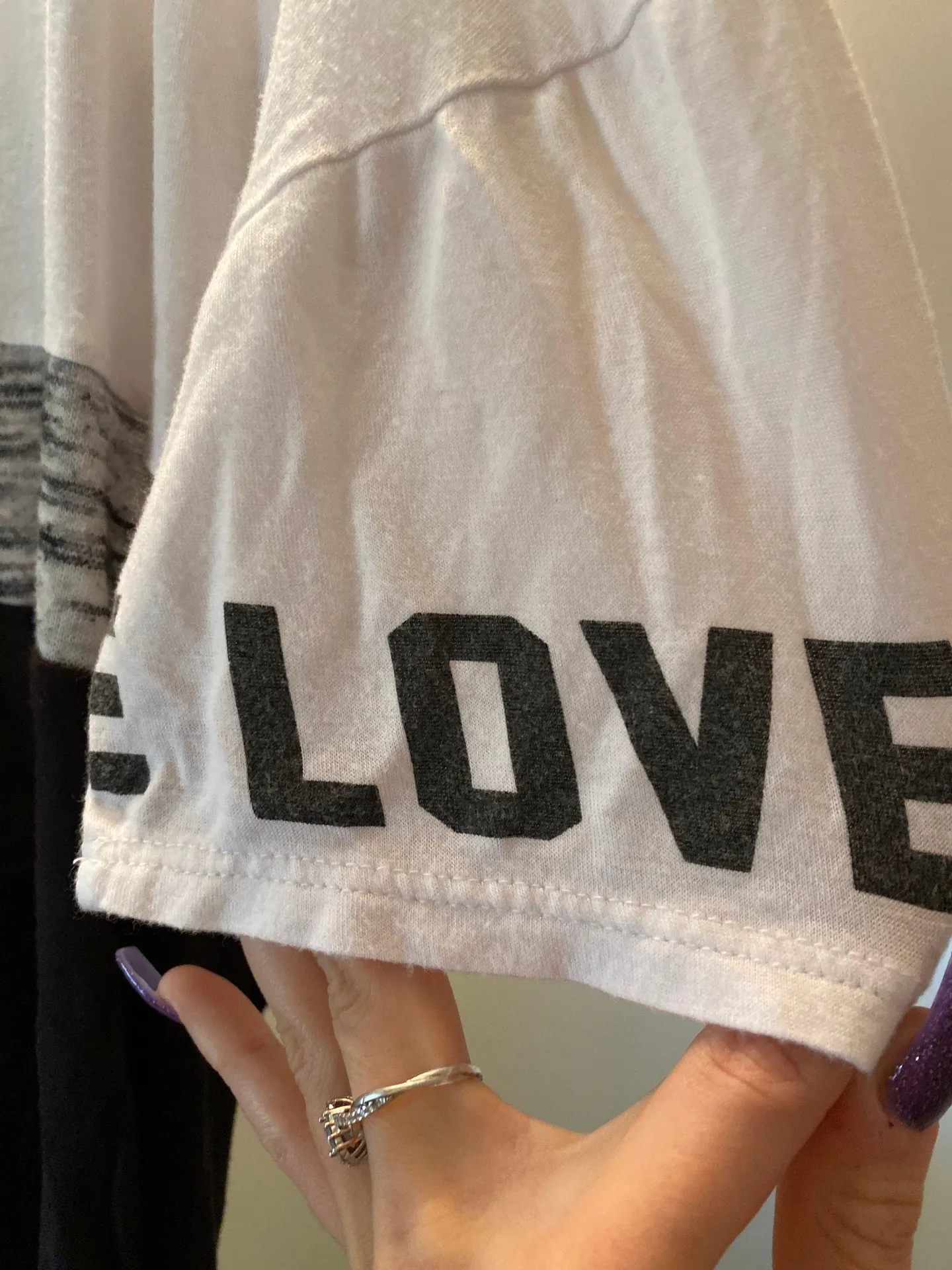 23 Love Street Flowy Short Sleeve Women Bling - Image 3