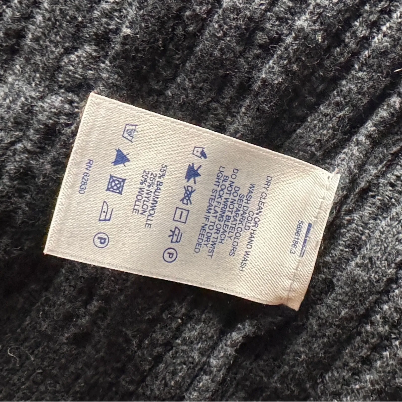 Lands Ends Women’s Cable Knit  Button Front Black Cardigan Sweater Sz M - Image 4