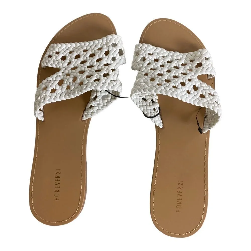 FOREVER 21 white sandals nwt - Image 3