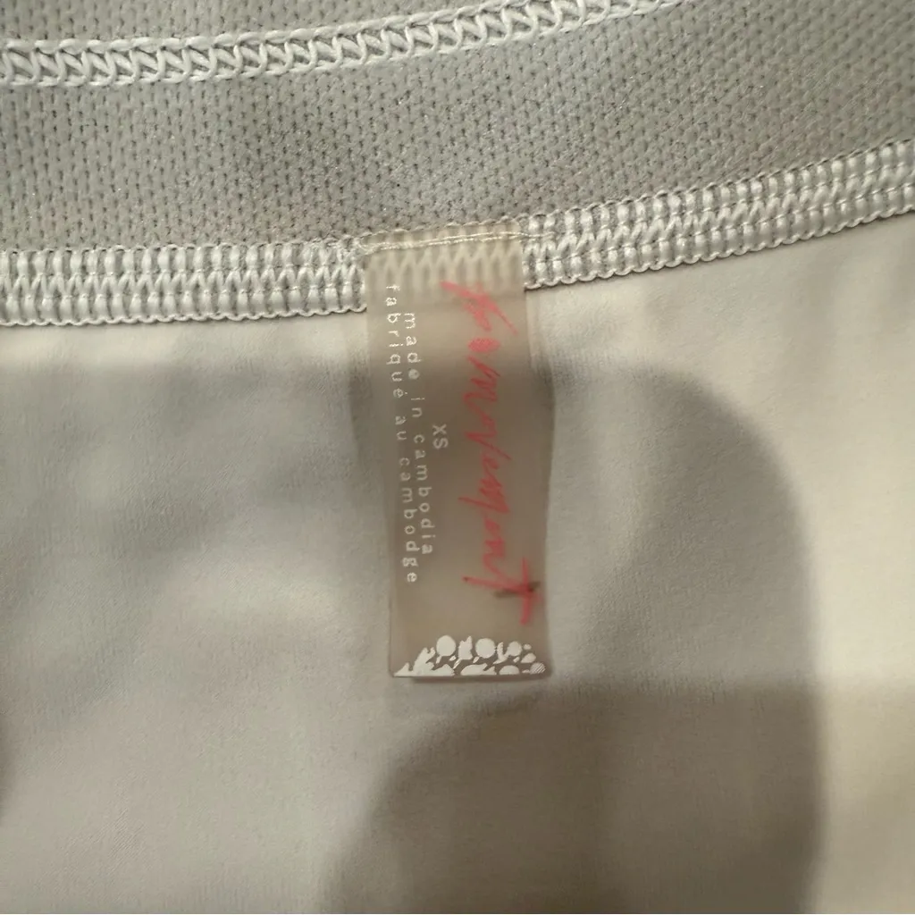 Free People Movement Ruffle Athletic Skort/Shorts Women’s XS White Lined Workout - Image 4