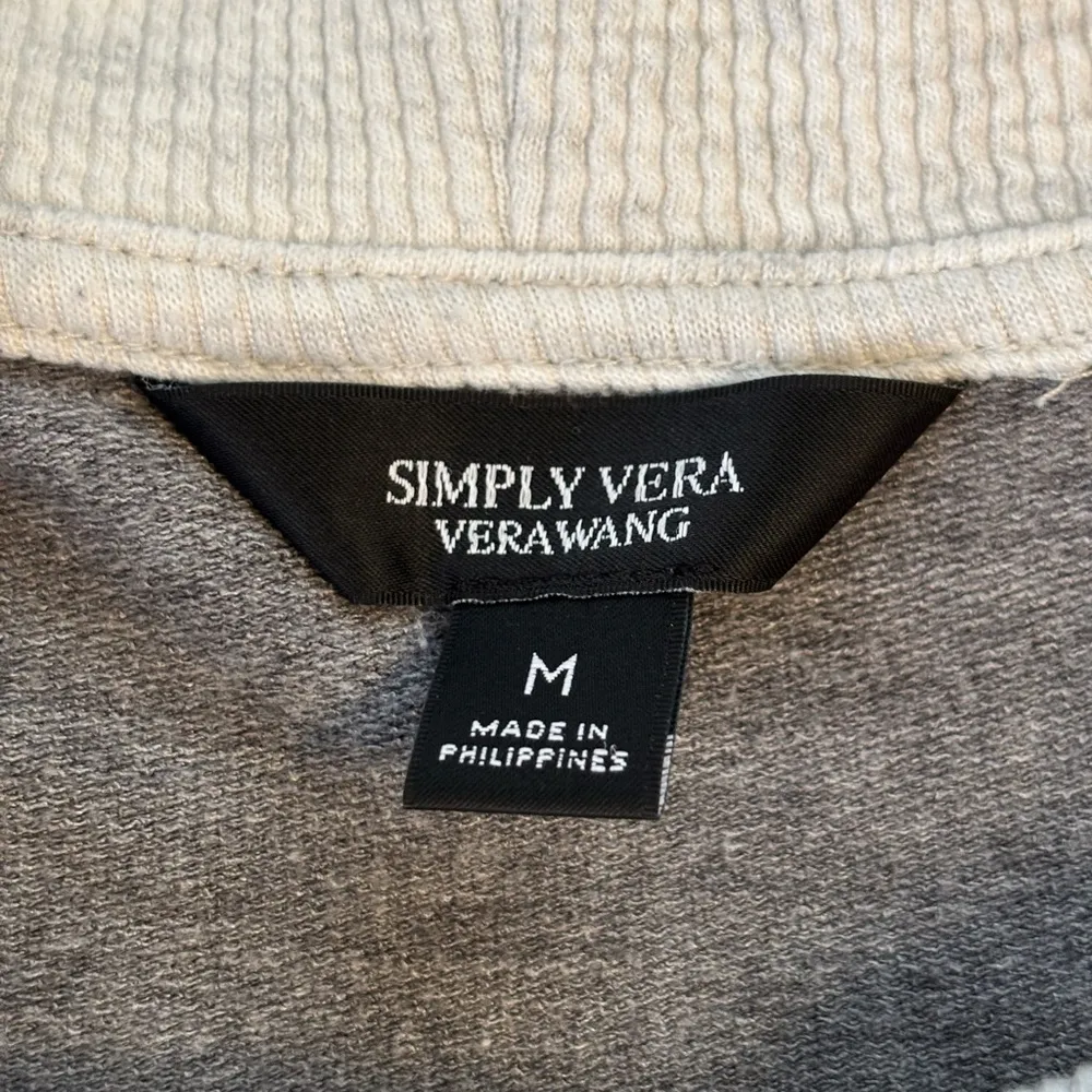 🩶 Simply Vera Vera Wang Colorblock Waffle Knit Pullover (Size M) - Image 2