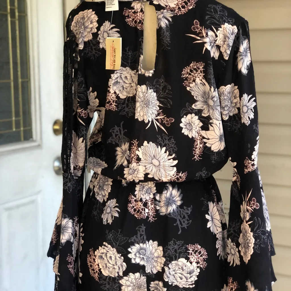 American Rah junior’s lace-up bell sleeve dress - Image 2