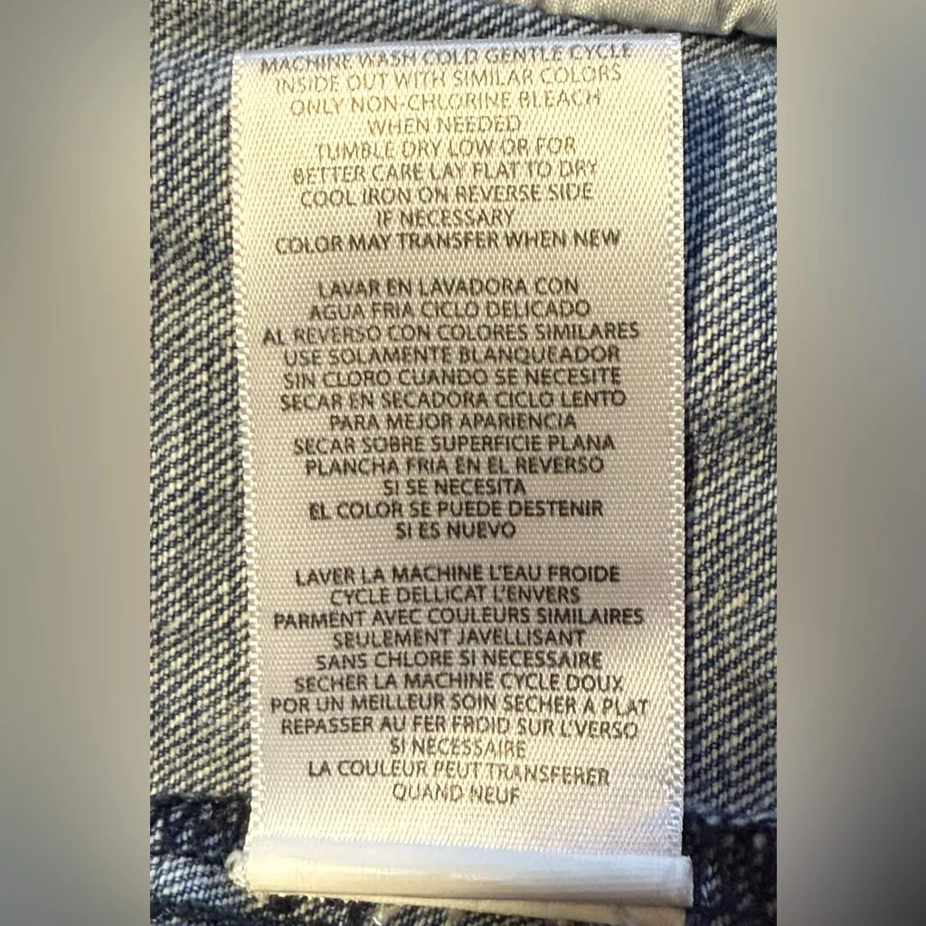 STS Blue Light Wash Distressed  Y2K Jean Jacket Size Medium - Image 5